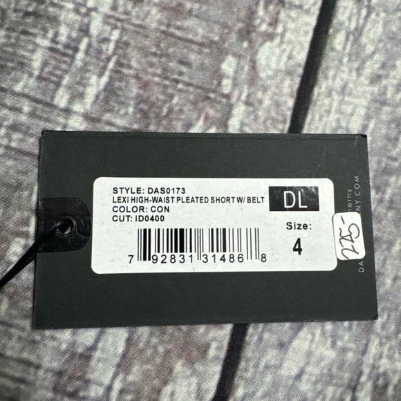 NWTS Revolve Pleated Brown Shorts - Picture 5 of 8